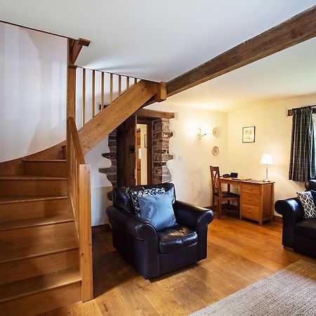 Cabalva Mill Cottage - Very Private And With Views Over The River Wye Clifford ภายนอก รูปภาพ