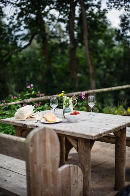 Cabalva Mill Cottage - Very Private And With Views Over The River Wye Clifford ภายนอก รูปภาพ